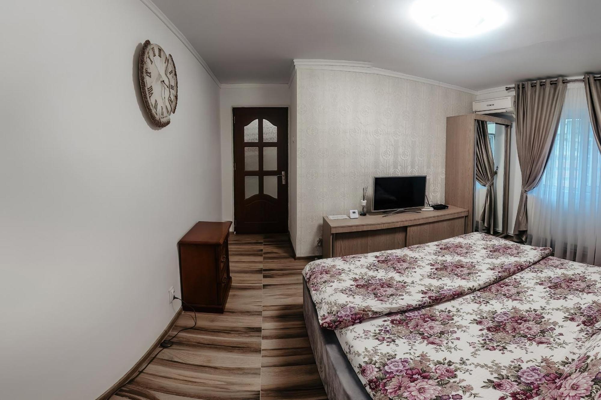 Luxury Radox Apartment Buzau City Center Eksteriør bilde